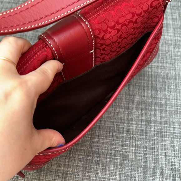 RARE Coach Y2K Red Signature Soho Logo Canvas Leather Buckle Small Shoulder Bag - Picture 15 of 16